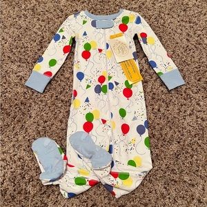 NWOT TBBC Knox Night nights birthday balloons zip onesie